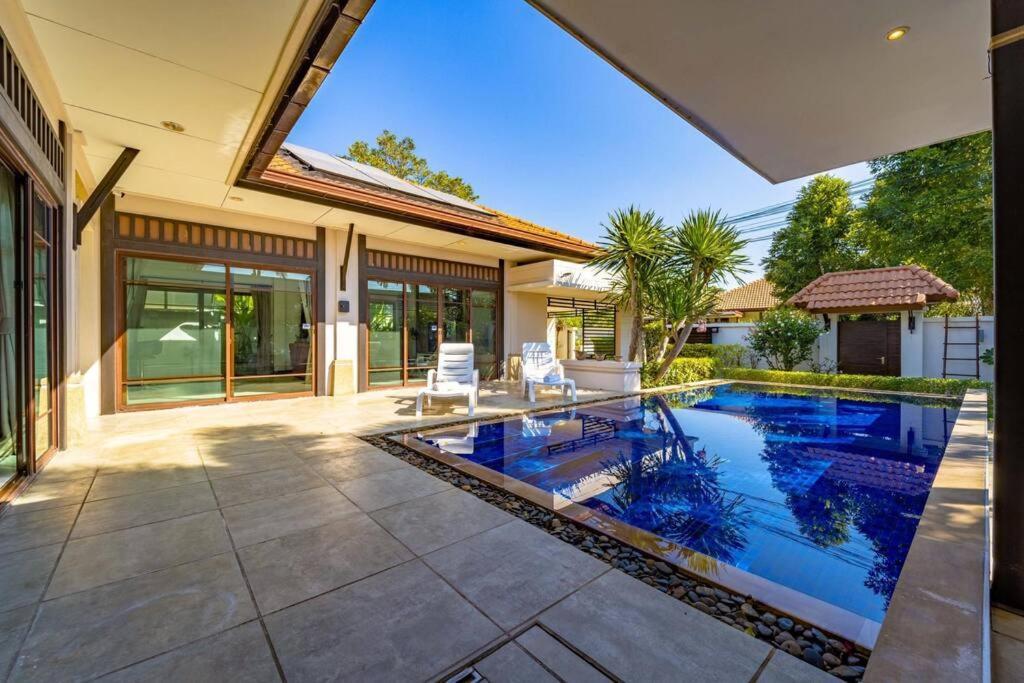 3 Bedroom Pool In Great Location! Bub วิลล่า