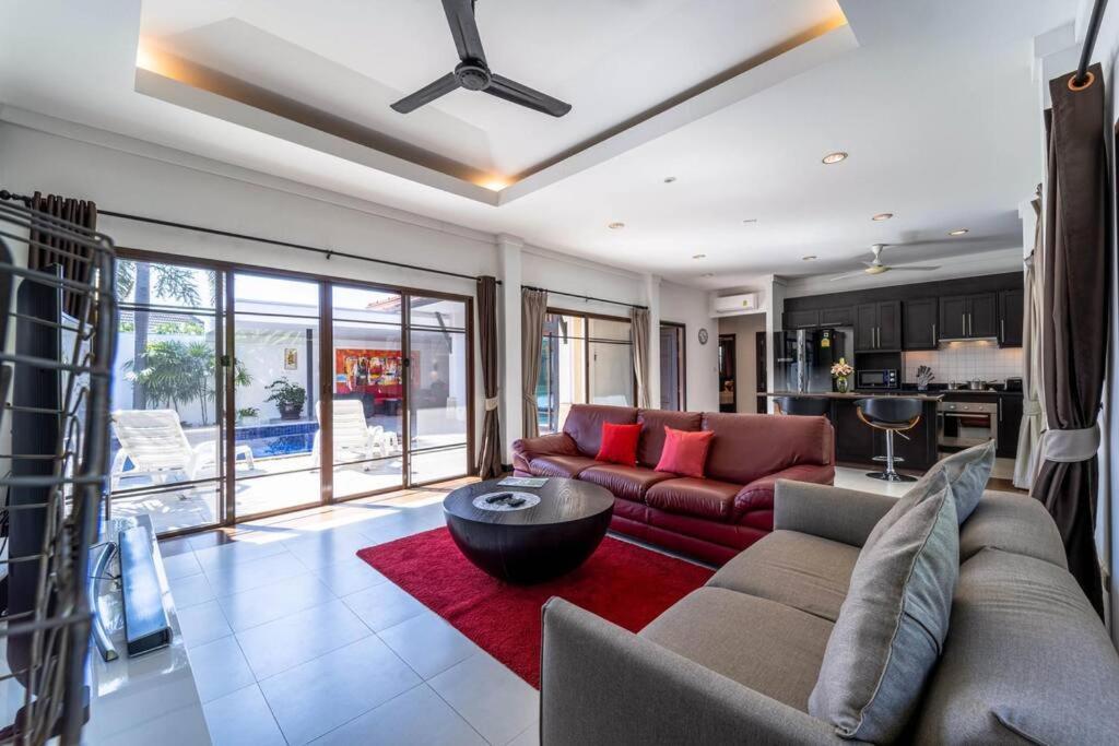 วิลล่า 3 Bedroom Pool In Great Location! Bub